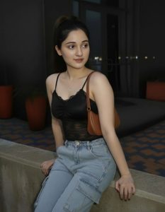Call Girls in Saddar Karachi