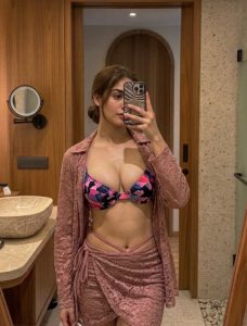 Call Girls in Lahore Hotels
